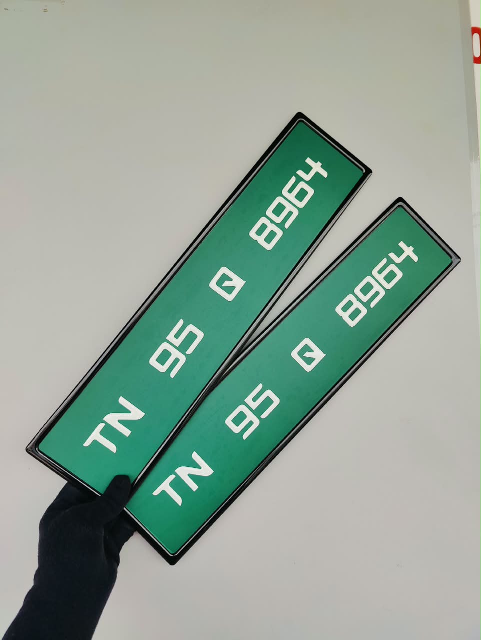 Carbon Armor Series EV number plate with dark border