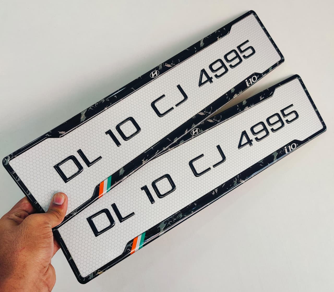 Car gel number plates in Delhi